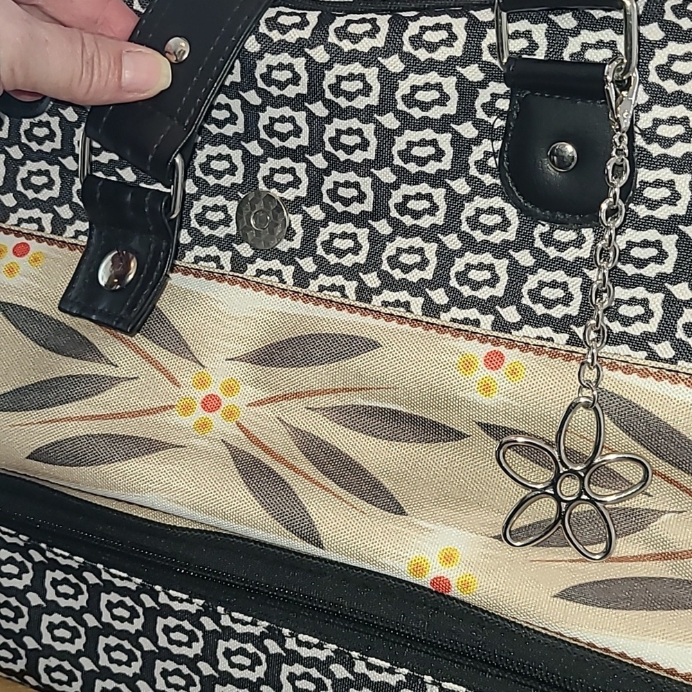 Temptations Black and Cream Patterned Food Storage Bag - Picture 2 of 5